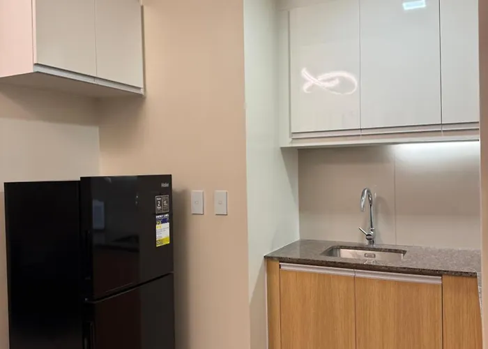 Luxurious Modern Cozy Bayview Pool View 1 2 3 Bedrooms Near Airports Okada Solaire Moa Apartamento