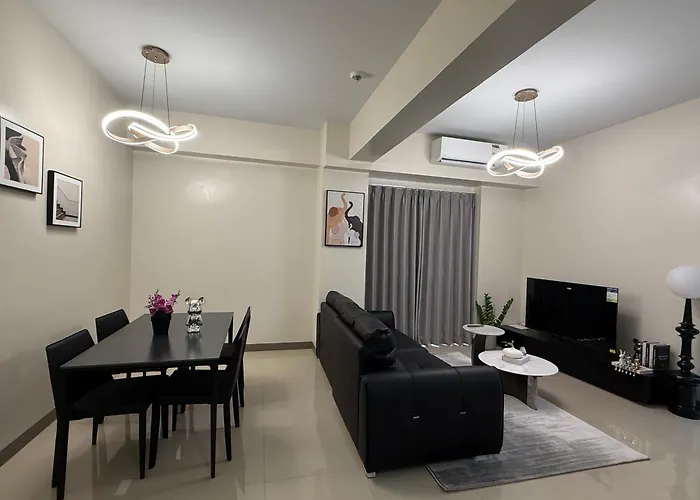Luxurious Modern Cozy Bayview Pool View 1 2 3 Bedrooms Near Airports Okada Solaire Moa *