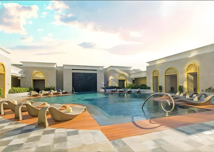 Luxurious Modern Cozy Bayview Pool View 1 2 3 Bedrooms Near Airports Okada Solaire Moa *