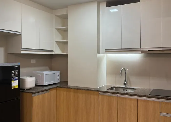 Luxurious Modern Cozy Bayview Pool View 1 2 3 Bedrooms Near Airports Okada Solaire Moa